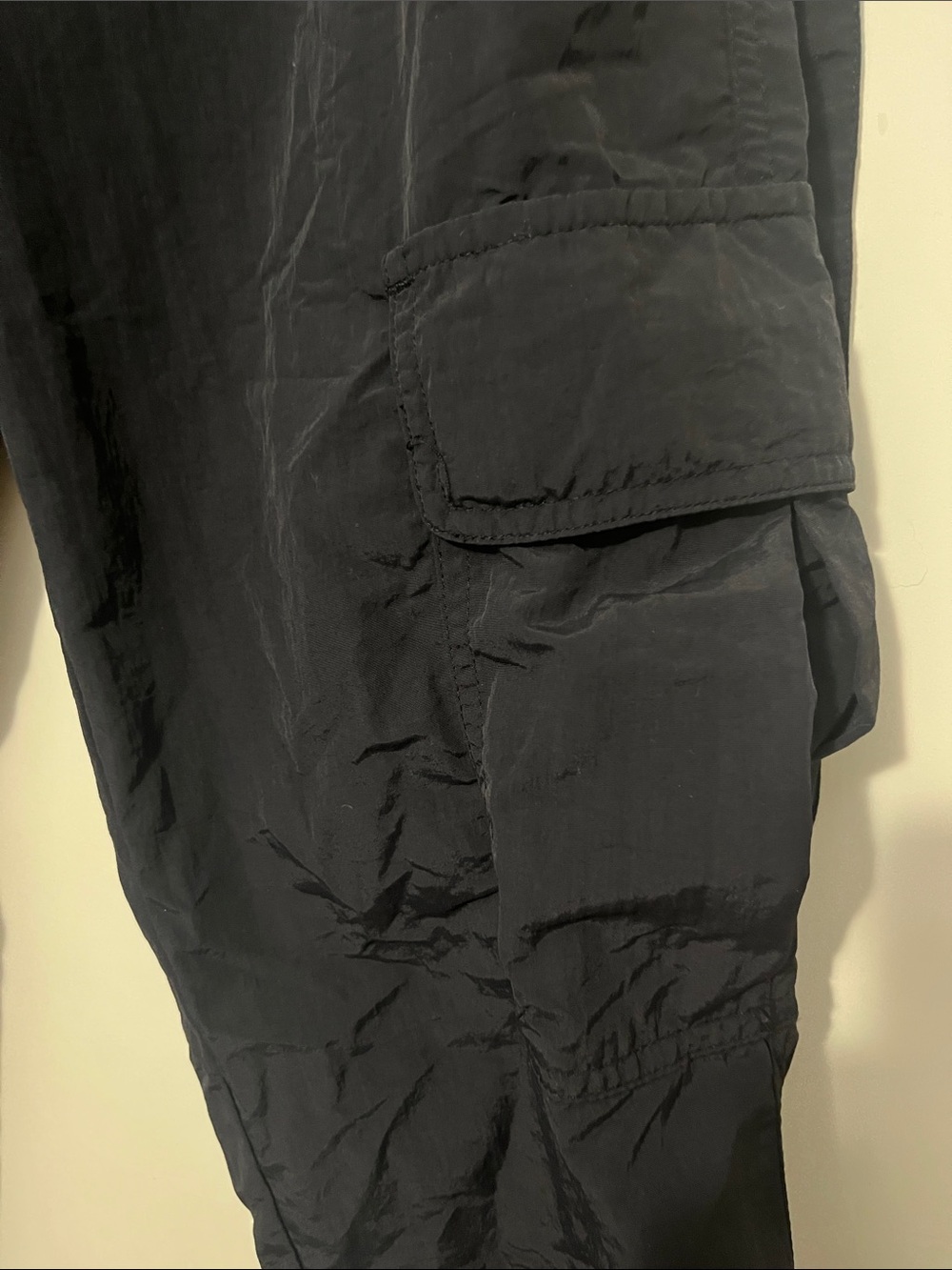 Women's Black Cargo Jogger Pants with Utility Pockets - Picture 2 of 9